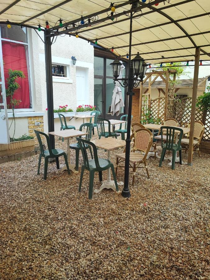 Hotel La Madeleine Saint-Benoît-sur-Loire Zewnętrze zdjęcie