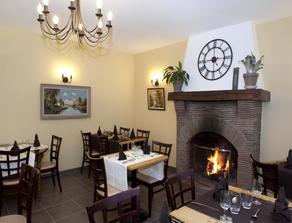 Hotel La Madeleine Saint-Benoît-sur-Loire Zewnętrze zdjęcie